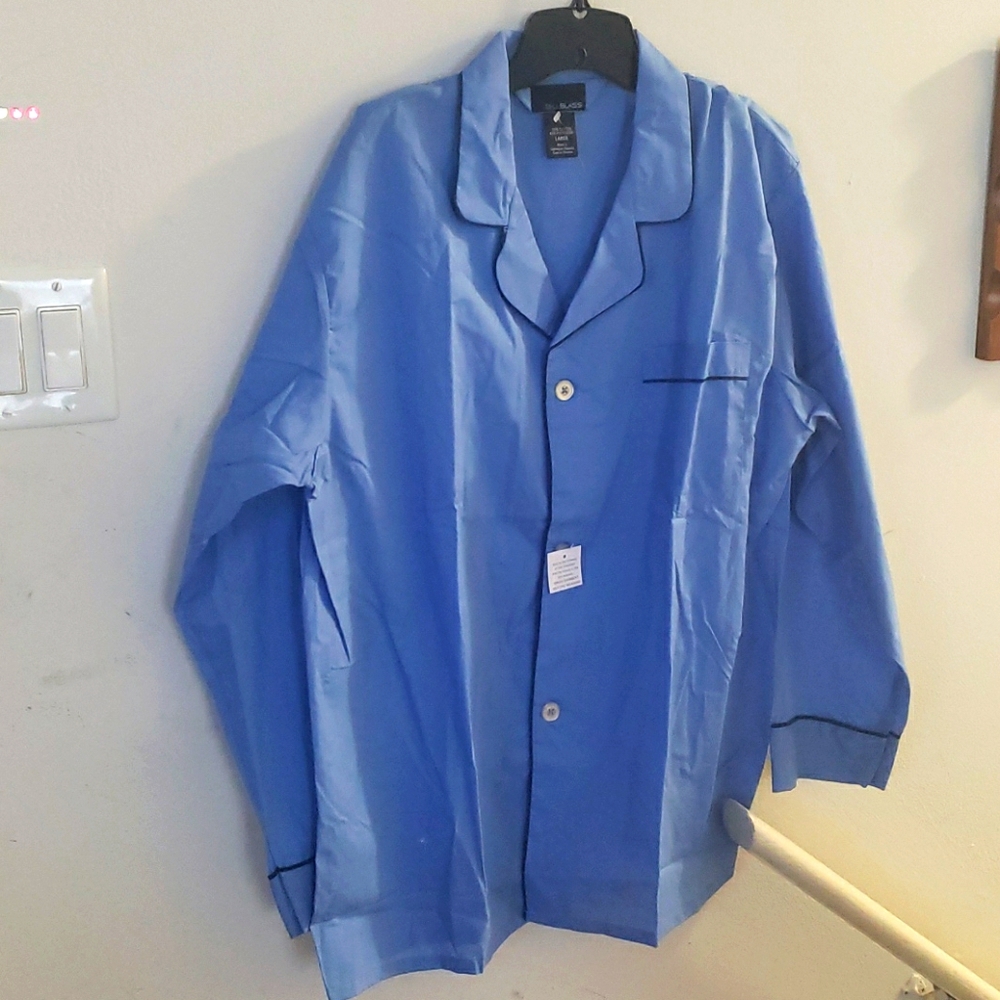 Bill Blass pajamas set